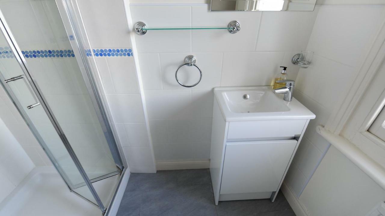 2 Hadleigh Villas Lyme Regis Exterior photo